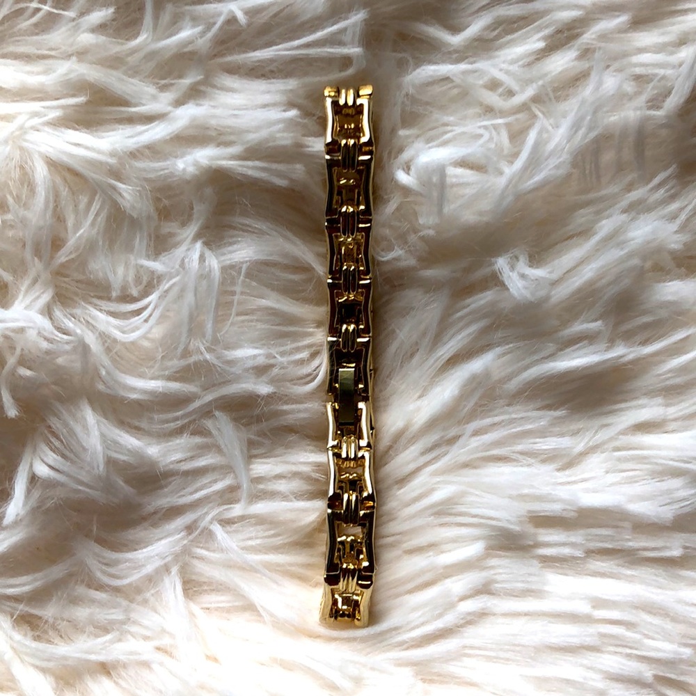 Simple Gold Bracelet